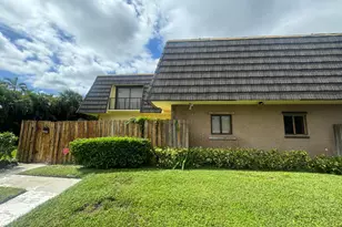4664 Cherry Rd, West Palm Beach, FL 33417 - Photo 1