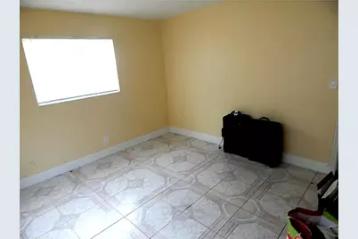 3640 NW 39th Street, Lauderdale Lakes, FL 33309 - Photo 5