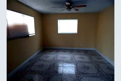 3640 NW 39th Street, Lauderdale Lakes, FL 33309 - Photo 11