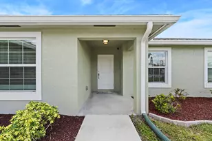2025 SE South Buttonwood Dr, Port Saint Lucie, FL 34952 - Photo 13