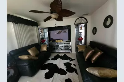 637 Dogwood Road, West Palm Beach, FL 33409 - Photo 11