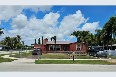 637 Dogwood Road, West Palm Beach, FL 33409 - Photo 1