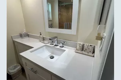 333 NE 21st Avenue #318, Deerfield Beach, FL 33441 - Photo 9