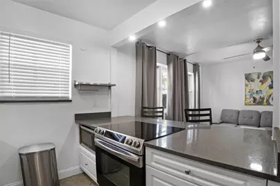625 Orton Avenue #18, Fort Lauderdale, FL 33304 - Photo 11