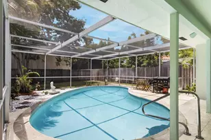 1680 NE 34th Ln, Oakland Park, FL 33334 - Photo 3