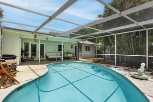 1680 NE 34th Ln, Oakland Park, FL 33334 - Photo 15