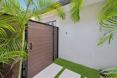 240 30th Street, West Palm Beach, FL 33407 - Photo 33