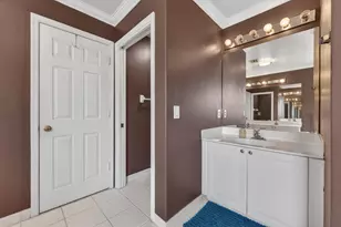 7962 N Silverado Cir, Hollywood, FL 33024 - Photo 27