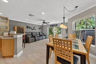 7962 N Silverado Cir, Hollywood, FL 33024 - Photo 7
