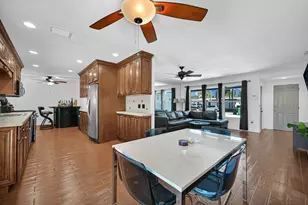 11600 NW 30th Pl, Sunrise, FL 33323 - Photo 9