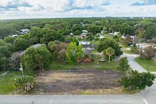 4805 34th Ave, Vero Beach, FL 32967 - Photo 5