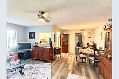 228 Canterbury J, West Palm Beach, FL 33417 - Photo 3