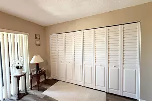 228 Canterbury J, West Palm Beach, FL 33417 - Photo 11