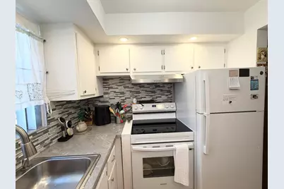 228 Canterbury J, West Palm Beach, FL 33417 - Photo 7