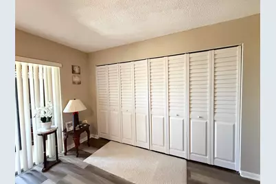 228 Canterbury J, West Palm Beach, FL 33417 - Photo 5