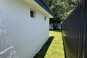 1890 Rutland St, Opa Locka, FL 33054 - Photo 51
