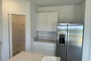 10856 NW Everbreeze Dr, Port Saint Lucie, FL 34987 - Photo 11