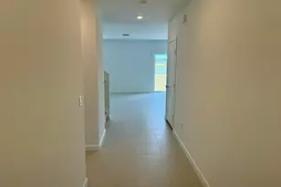 10856 NW Everbreeze Dr, Port Saint Lucie, FL 34987 - Photo 5