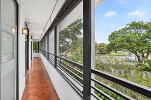 1410 Sheridan St, Hollywood, FL 33020 - Photo 21