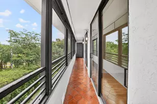 1410 Sheridan St, Hollywood, FL 33020 - Photo 21