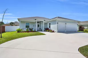 1950 SW Glendale St, Port Saint Lucie, FL 34987 - Photo 3