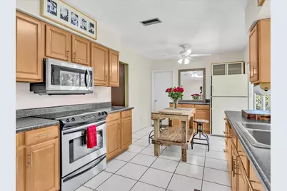 9603 NW 73rd Street, Tamarac, FL 33321 - Photo 15