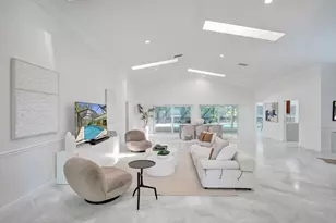 2401 NW 39th St, Boca Raton, FL 33431 - Photo 5
