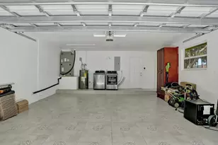 2401 NW 39th St, Boca Raton, FL 33431 - Photo 49