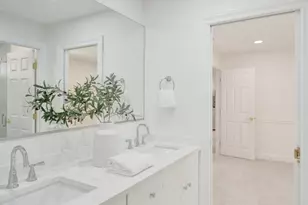 2401 NW 39th St, Boca Raton, FL 33431 - Photo 37