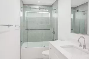 2401 NW 39th St, Boca Raton, FL 33431 - Photo 43