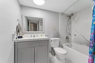 1425 Oxford Ln, Boynton Beach, FL 33426 - Photo 15