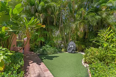 746 Upland Road, West Palm Beach, FL 33401 - Photo 41