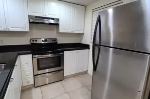 1547 Lake Crystal Dr, West Palm Beach, FL 33411 - Photo 5
