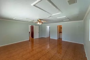 1045 Cameo Cir, West Palm Beach, FL 33417 - Photo 13