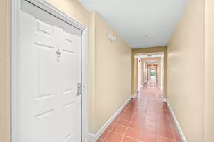 720 S Sapodilla Ave, West Palm Beach, FL 33401 - Photo 3