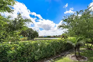 6 Tarrington Cir, Palm Beach Gardens, FL 33418 - Photo 45