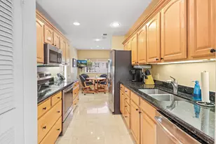 4733 S Fountains Dr S, Lake Worth, FL 33467 - Photo 17