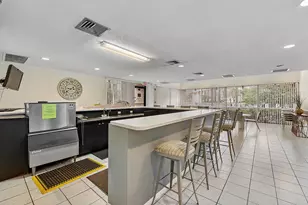 2236 N Cypress Bend Dr, Pompano Beach, FL 33069 - Photo 27