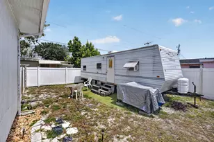 7945 SE Fairchild Wy, Hobe Sound, FL 33455 - Photo 17
