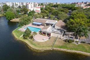 2200 S Cypress Bend Dr, Pompano Beach, FL 33069 - Photo 39