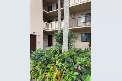 2200 S Cypress Bend Drive #101, Pompano Beach, FL 33069 - Photo 3