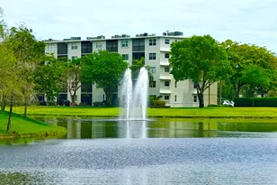 2200 S Cypress Bend Dr, Pompano Beach, FL 33069 - Photo 45
