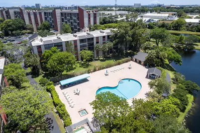 2200 S Cypress Bend Drive #101, Pompano Beach, FL 33069 - Photo 35