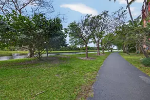2200 S Cypress Bend Dr, Pompano Beach, FL 33069 - Photo 27