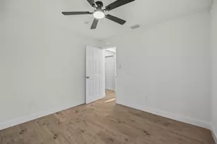 945 SE Forrest Park Dr, Stuart, FL 34994 - Photo 23