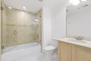 511 SE 5 Ave, Fort Lauderdale, FL 33301 - Photo 17