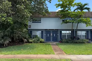 4700 NW 9th Ct, Plantation, FL 33317 - Photo 3