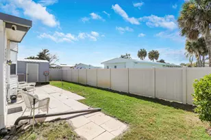 7750 SE Shenandoah Dr, Hobe Sound, FL 33455 - Photo 33