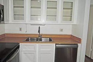322 Colony Ln, Fort Pierce, FL 34982 - Photo 9
