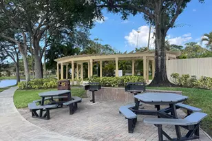 4807 Via Palm Lakes, West Palm Beach, FL 33417 - Photo 39